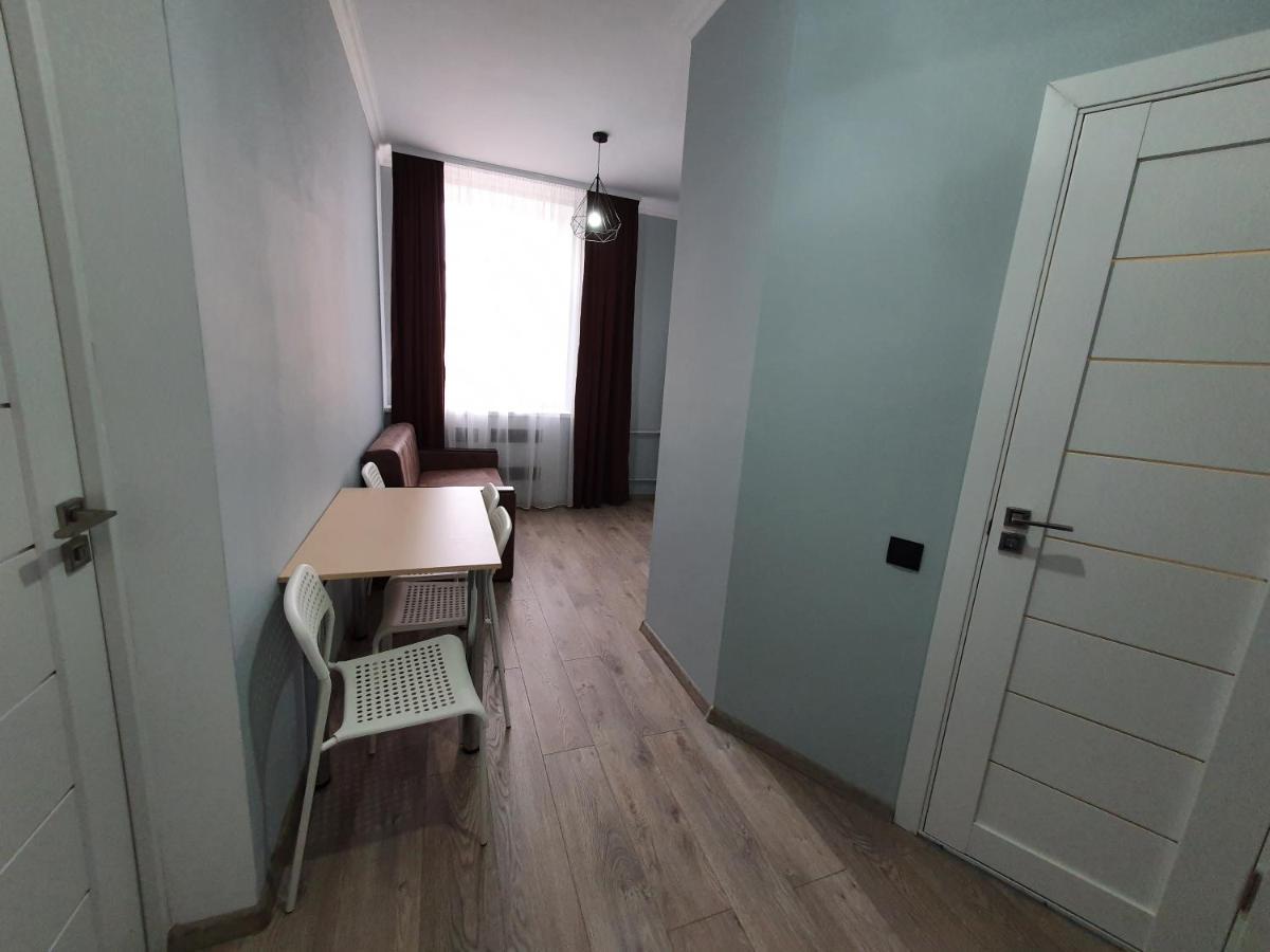 Park & Pedestrian Zone Apartment For4 Kischinau Exterior foto