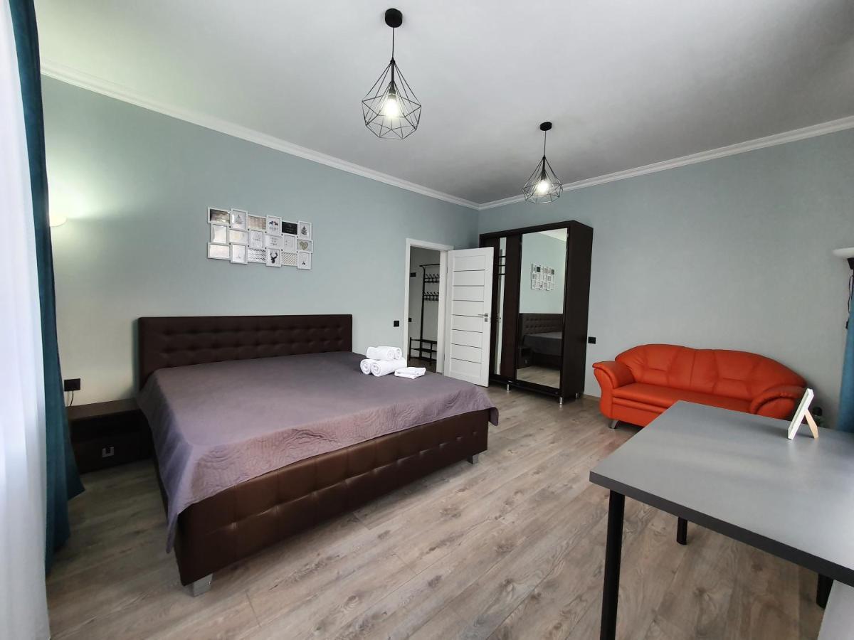 Park & Pedestrian Zone Apartment For4 Kischinau Exterior foto