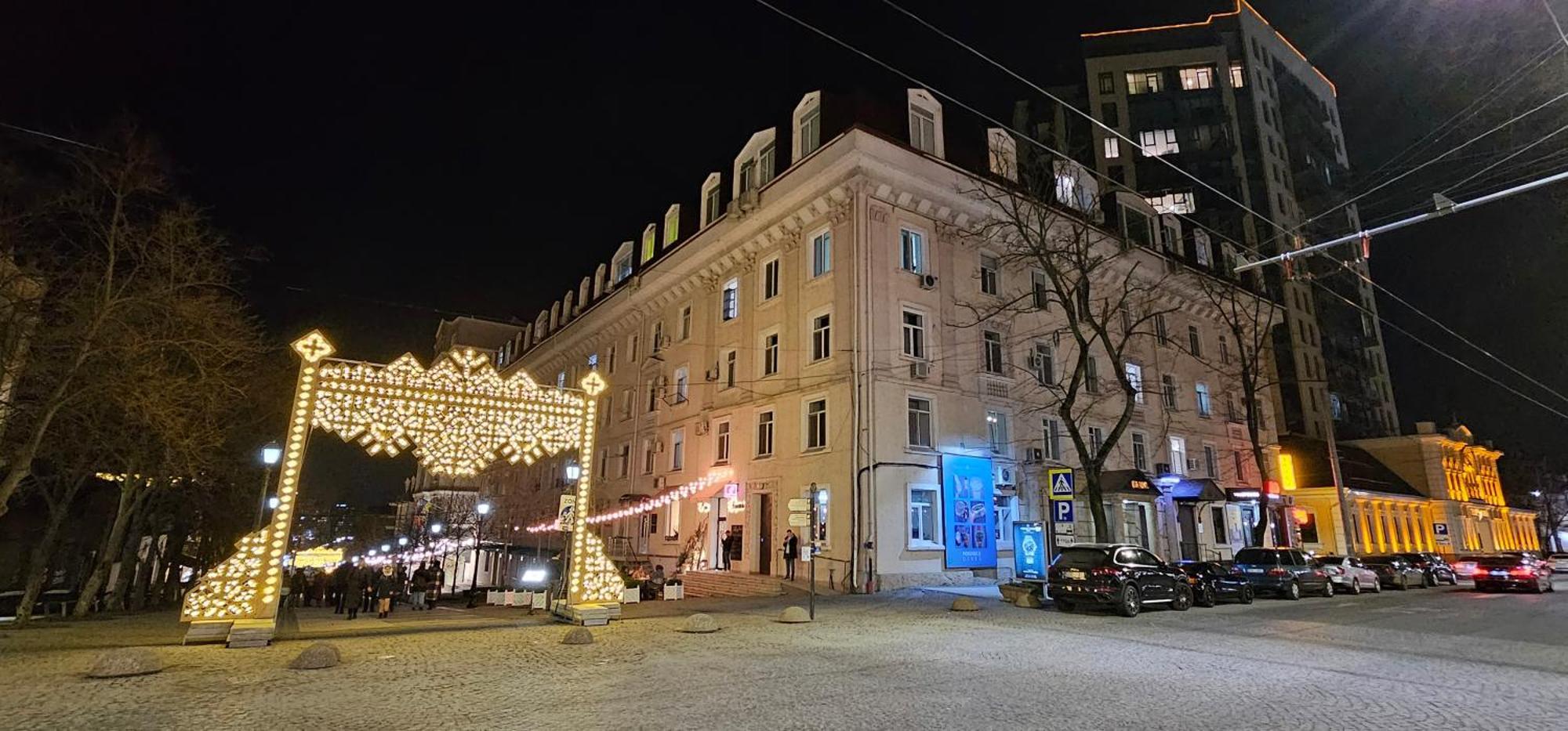 Park & Pedestrian Zone Apartment For4 Kischinau Exterior foto